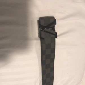 Louis Vuitton Black on Gray - Size 38
